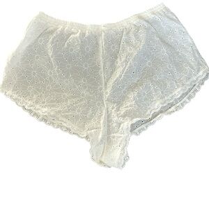 Anthropologie Ivory floral sheer shorts in XL
